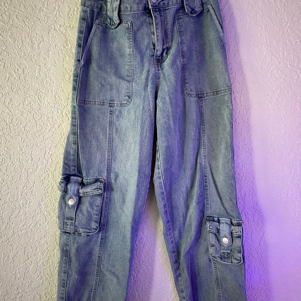 Almost Famous Women's Blue Cargo Jeans